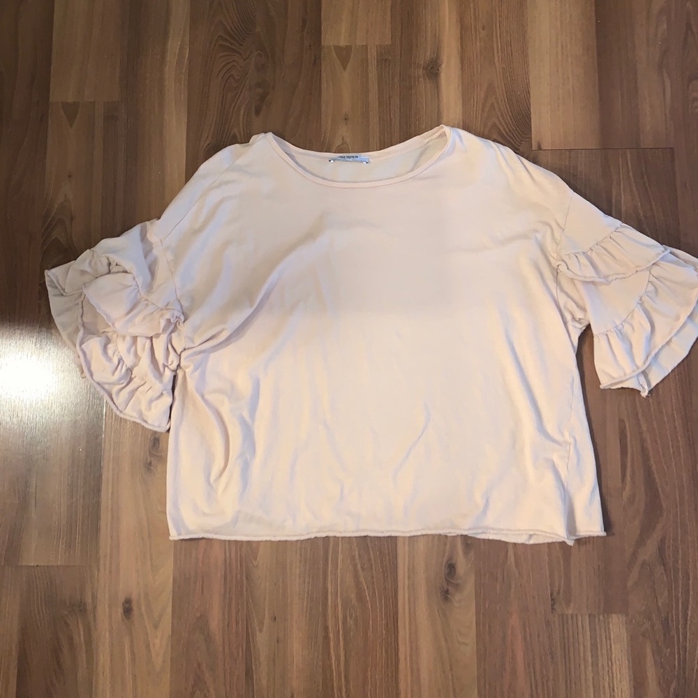 Zara ruffle sleeve top
